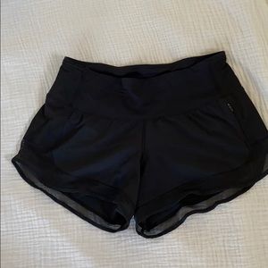 Lululemon running shorts size 4